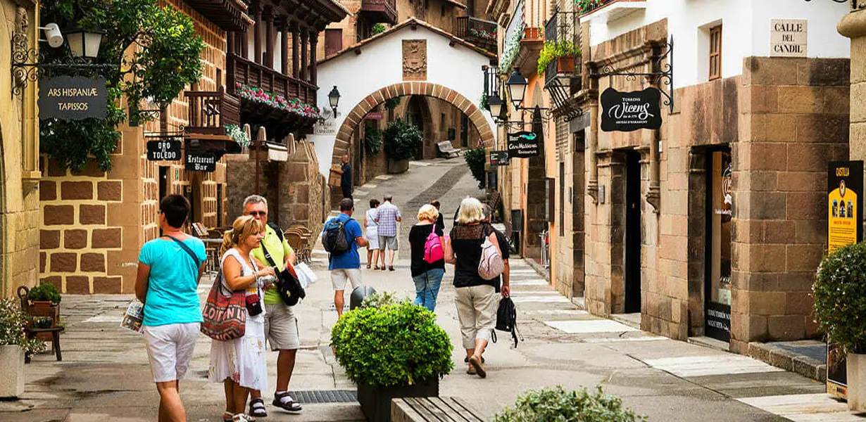 living-in-spain-cover